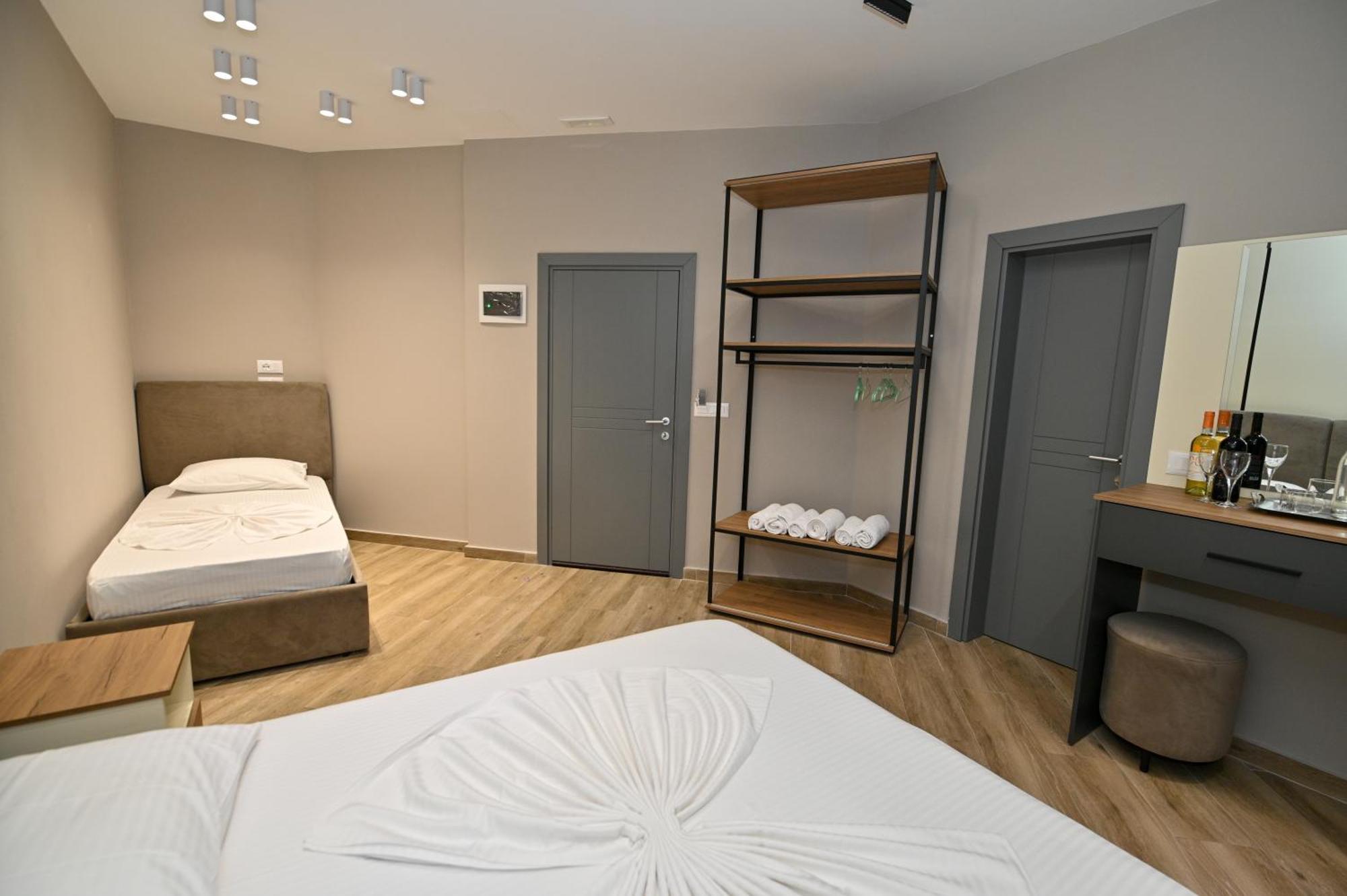 Monduro Hotel Durrës Værelse billede