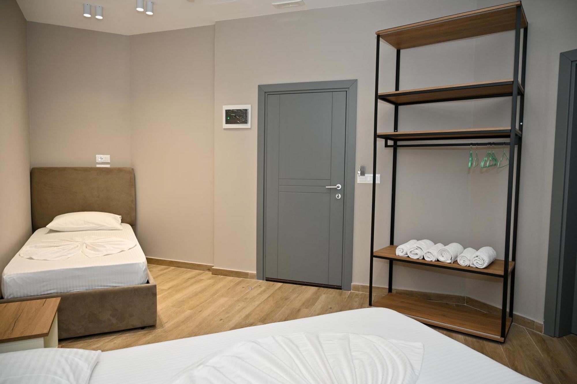 Monduro Hotel Durrës Værelse billede