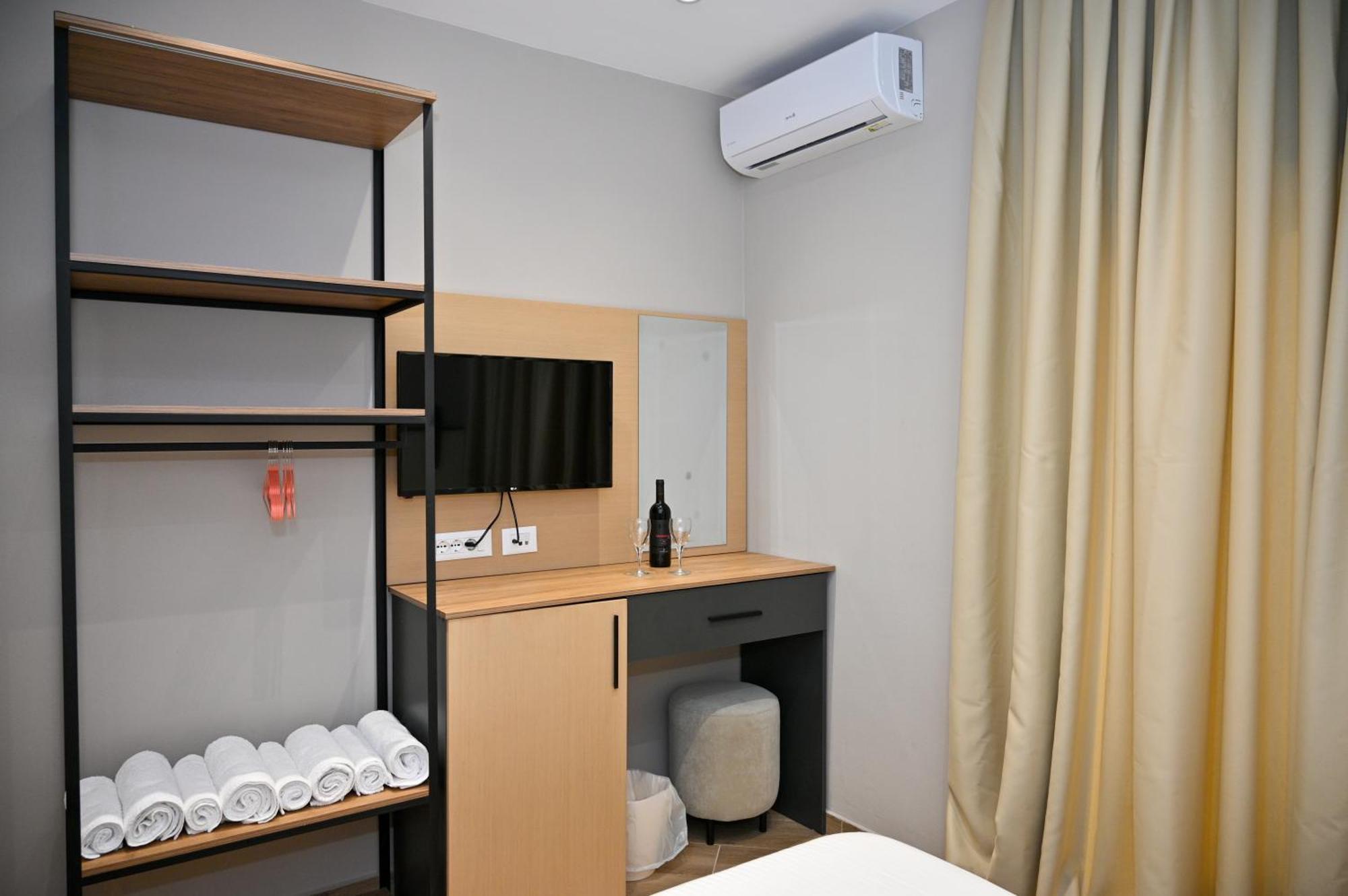 Monduro Hotel Durrës Eksteriør billede