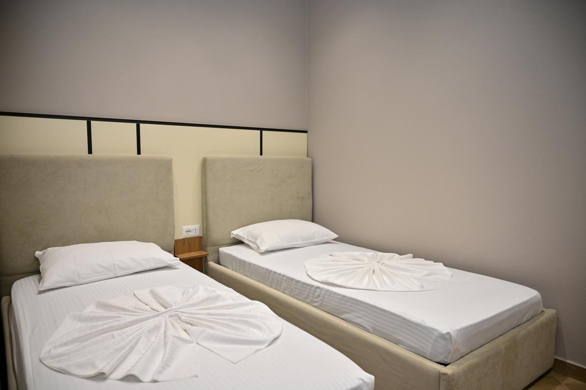 Monduro Hotel Durrës Værelse billede