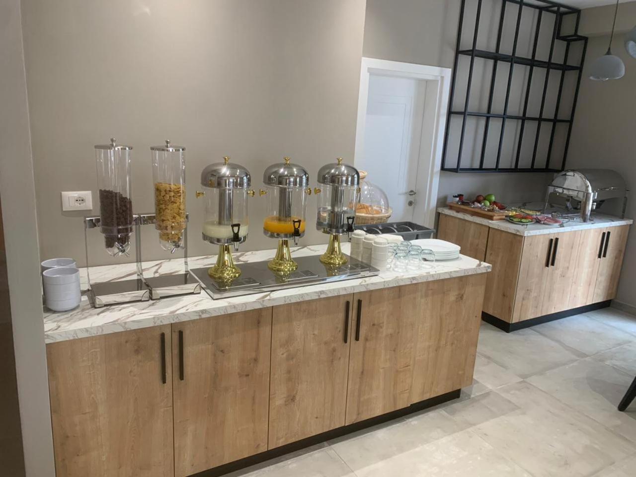 Monduro Hotel Durrës Eksteriør billede